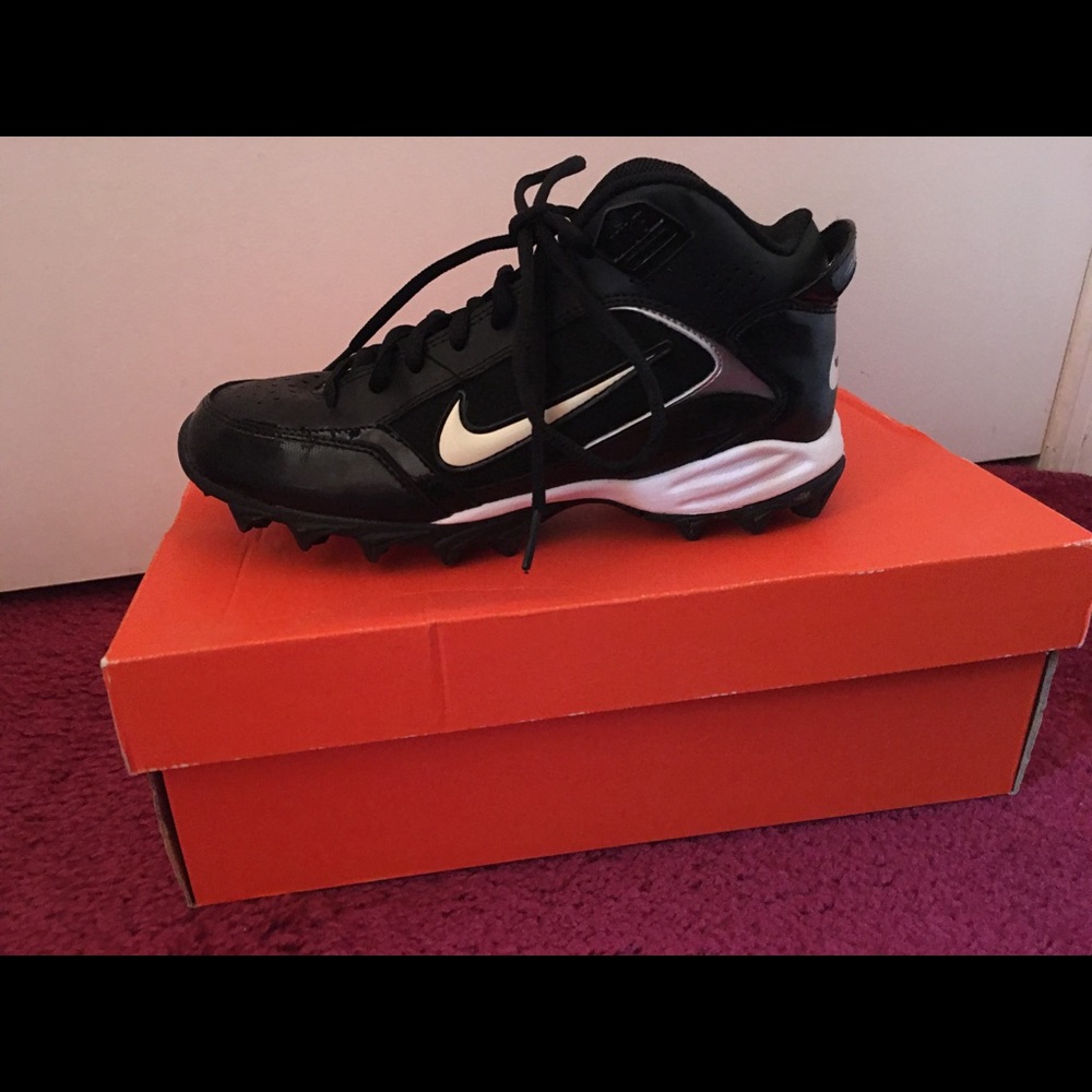 Land Shark Nike Black/White